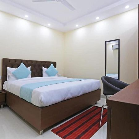 Hotel Mannat Bhera Enclave New Delhi Extérieur photo