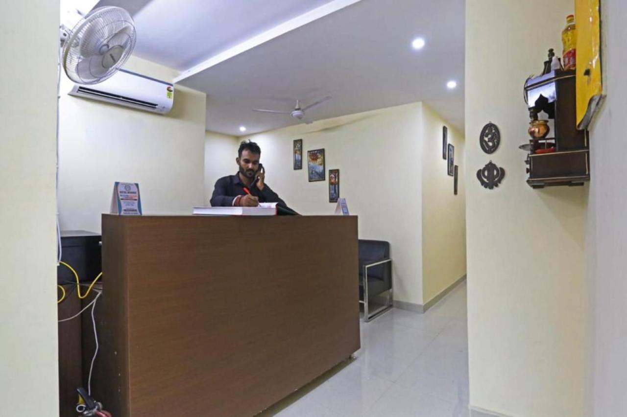 Hotel Mannat Bhera Enclave New Delhi Extérieur photo